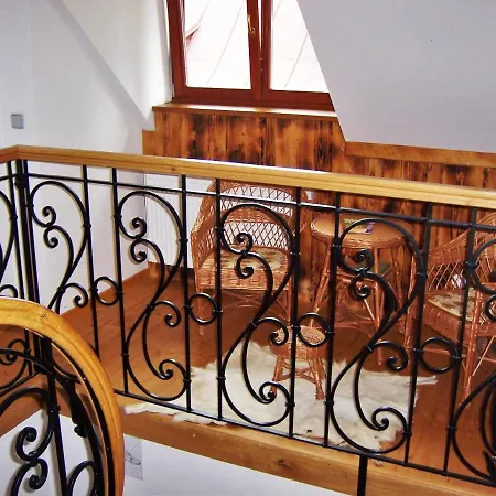 House With 4 Bedrooms In With Wonderful Mountain View And Furnished Garden 6 Km From The Slopes Holiday home